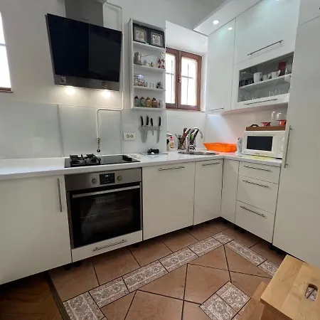 Apartment Djana *