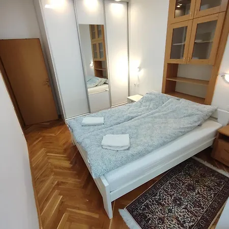 Djana Apartment